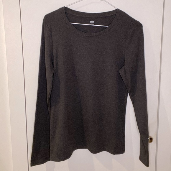 UNIQLO Long-Sleeve Crew Neck T-Shirt - Picture 1 of 5